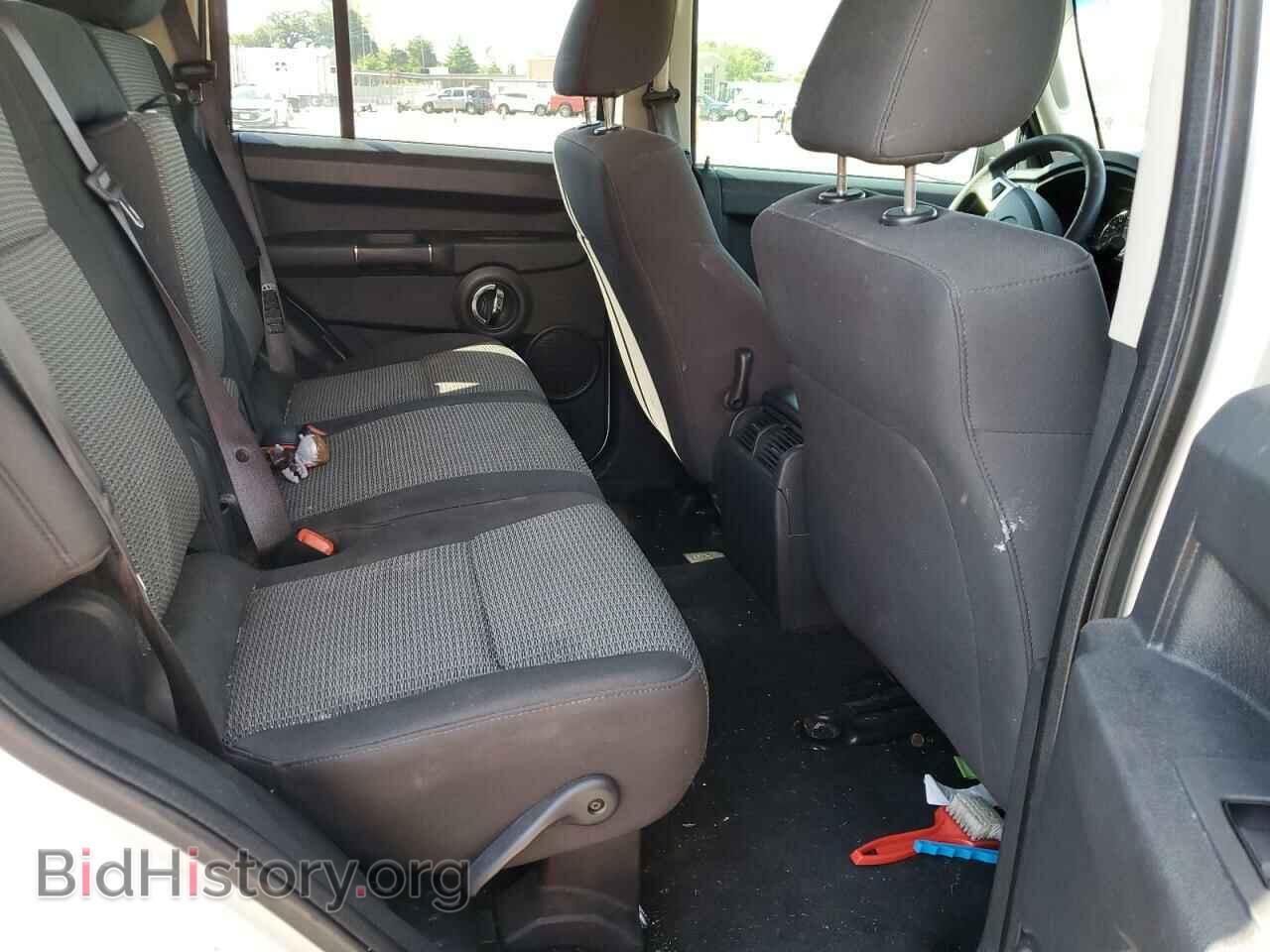 2010 JEEP COMMANDER - VIN: 1J4RG4GK2AC125318 - Фото 6