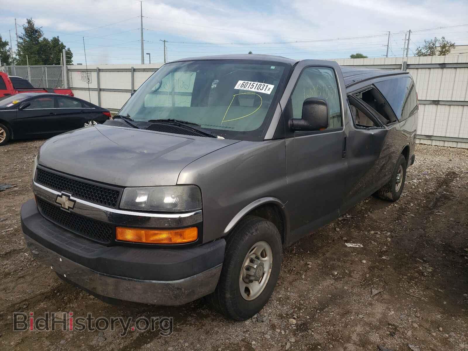 2009 CHEVROLET EXPRESS - VIN: 1GAHG39K091147830 - Фото 2
