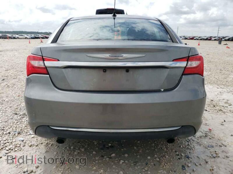 2013 Chrysler 200 (VIN 1C3CCBCG8DN523725) — фото 6 из 12