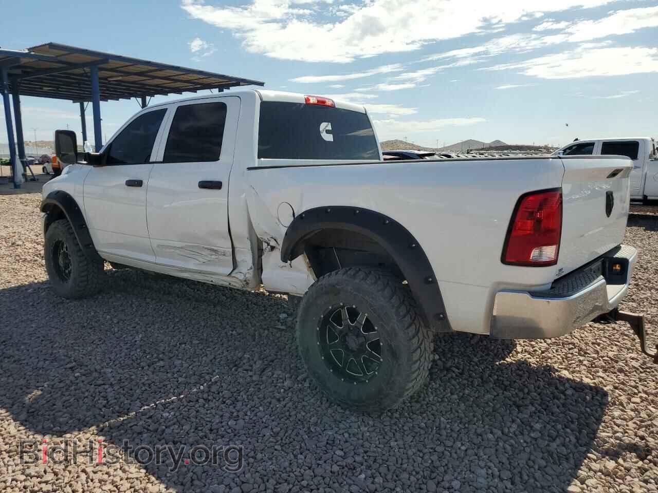 2015 RAM All Models - VIN: 3C6UR5CL0FG613774 - Photo 2