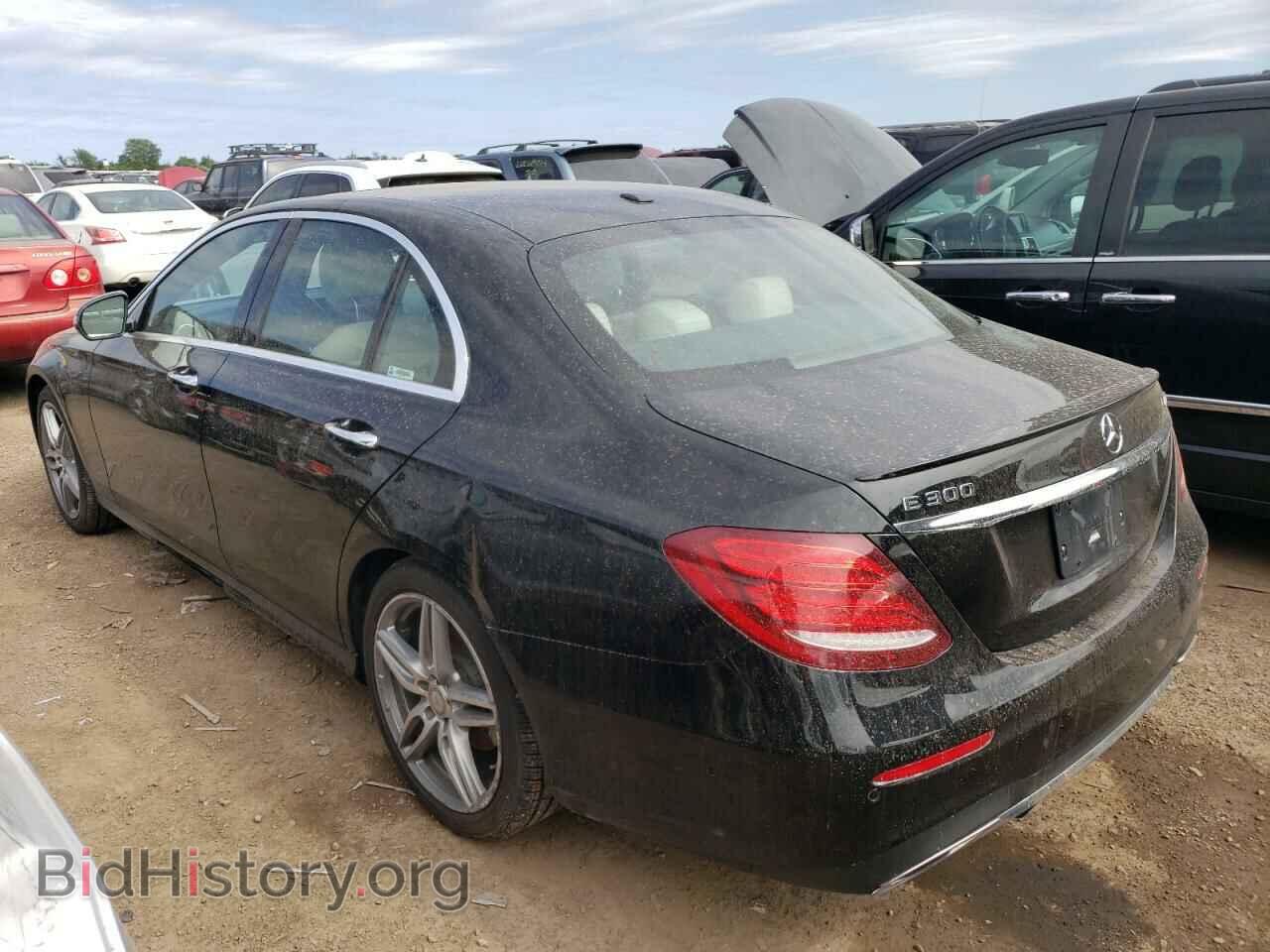 2017 MERCEDES-BENZ E-CLASS - VIN: WDDZF4KB2HA195042 - Фото 2