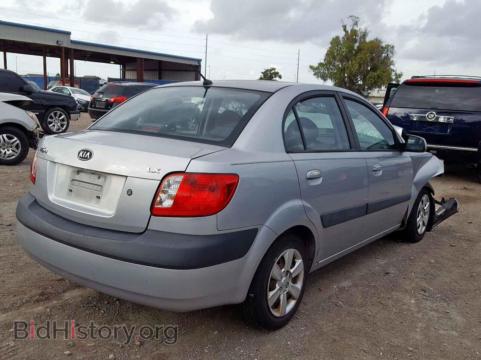 2007 KIA RIO BASE - VIN: KNADE123576237345 - Photo 4