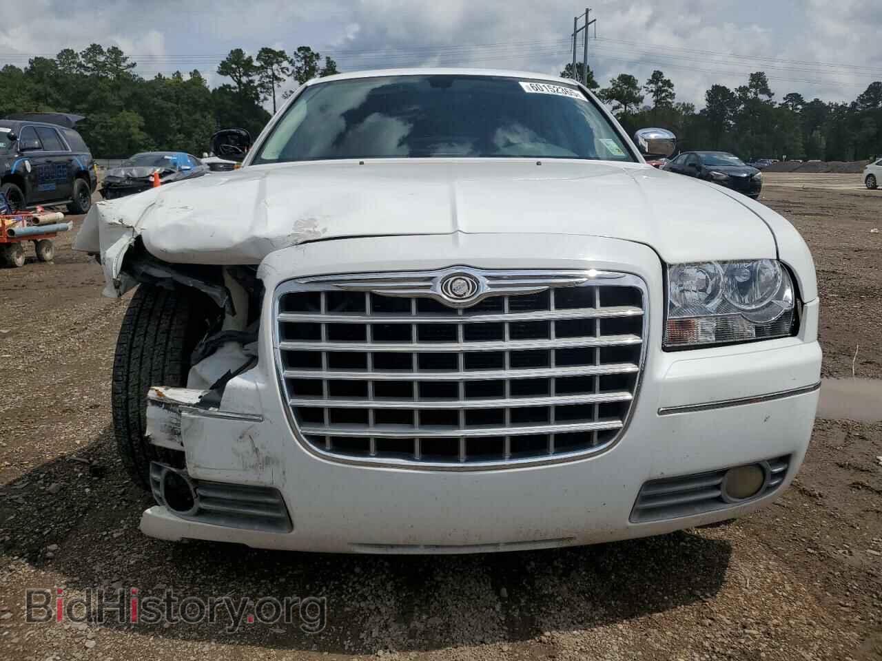 2010 CHRYSLER 300 - VIN: 2C3CA4CD3AH297864 - Фото 5