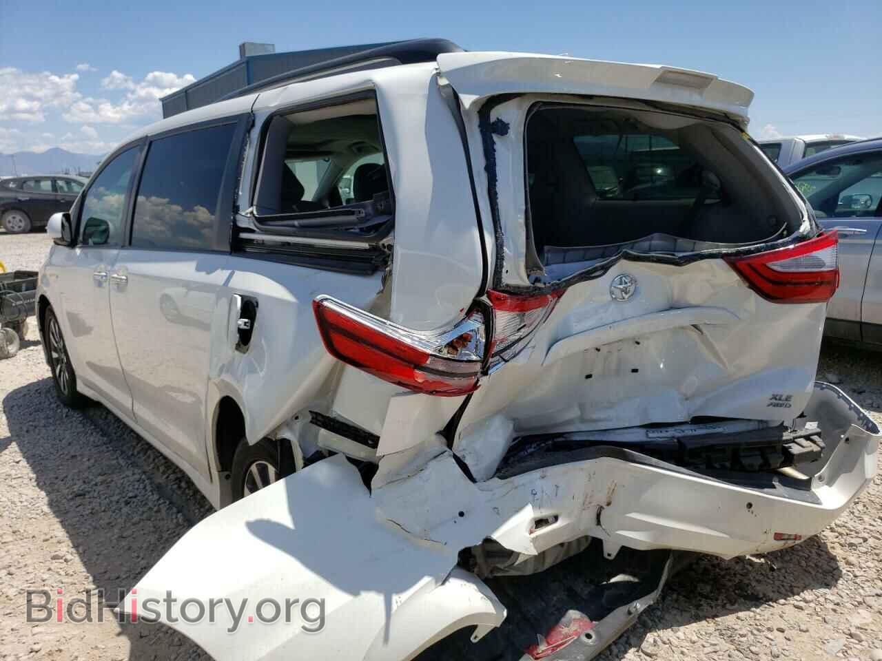2018 TOYOTA All Models - VIN: 5TDDZ3DC3JS206277 - Фото 2