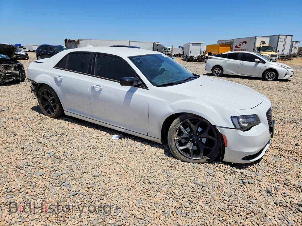 2022 CHRYSLER 300 - VIN: 2C3CCAAG6NH256558 - Фото 4