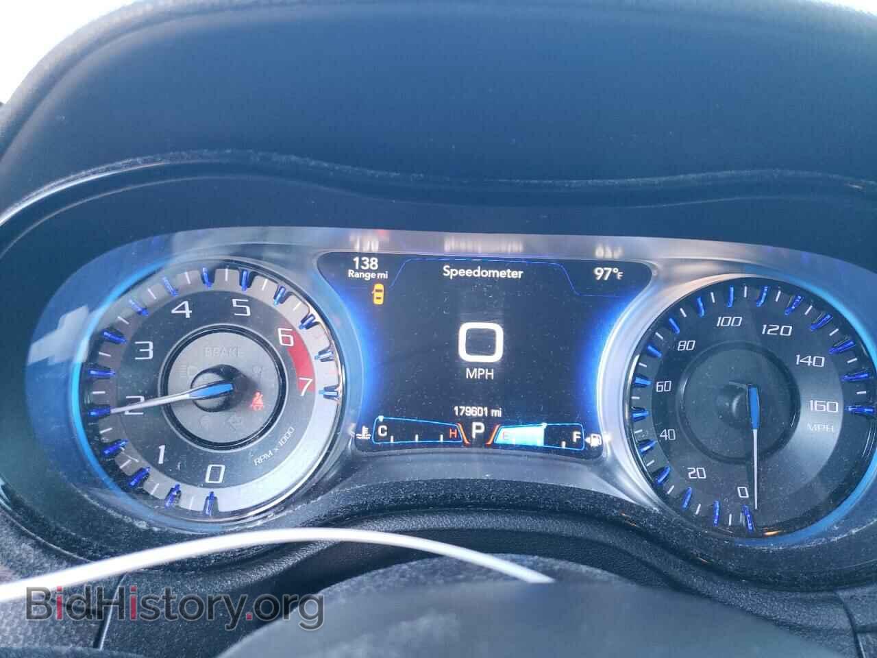 2015 CHRYSLER 300 - VIN: 2C3CCABT5FH736135 - Photo 9
