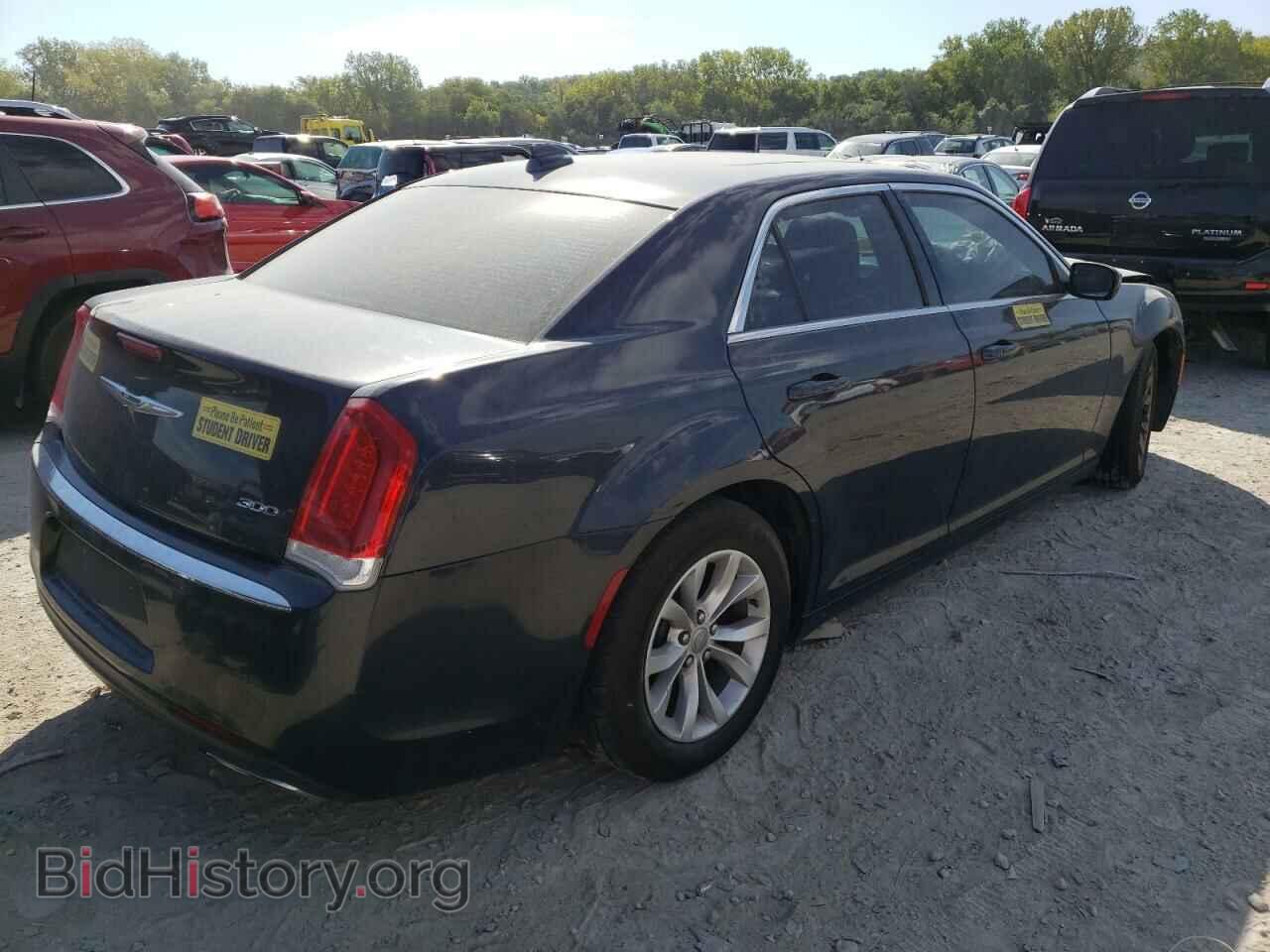 2016 CHRYSLER 300 - VIN: 2C3CCAAG6GH243196 - Фото 4