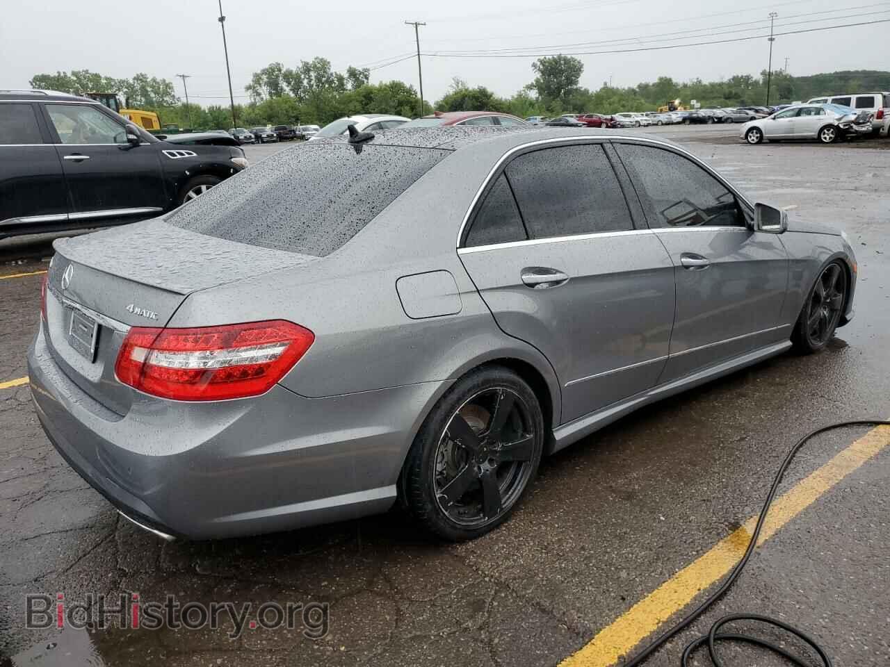 2011 MERCEDES-BENZ E-CLASS - VIN: WDDHF9AB2BA324866 - Фото 3