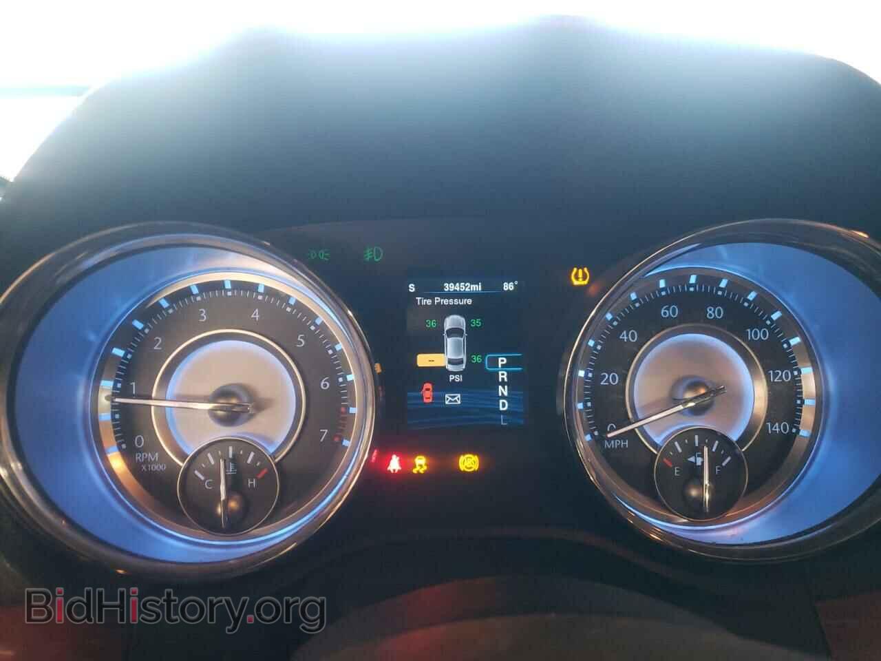 2014 CHRYSLER 300 - VIN: 2C3CCAAG4EH120106 - Фото 9