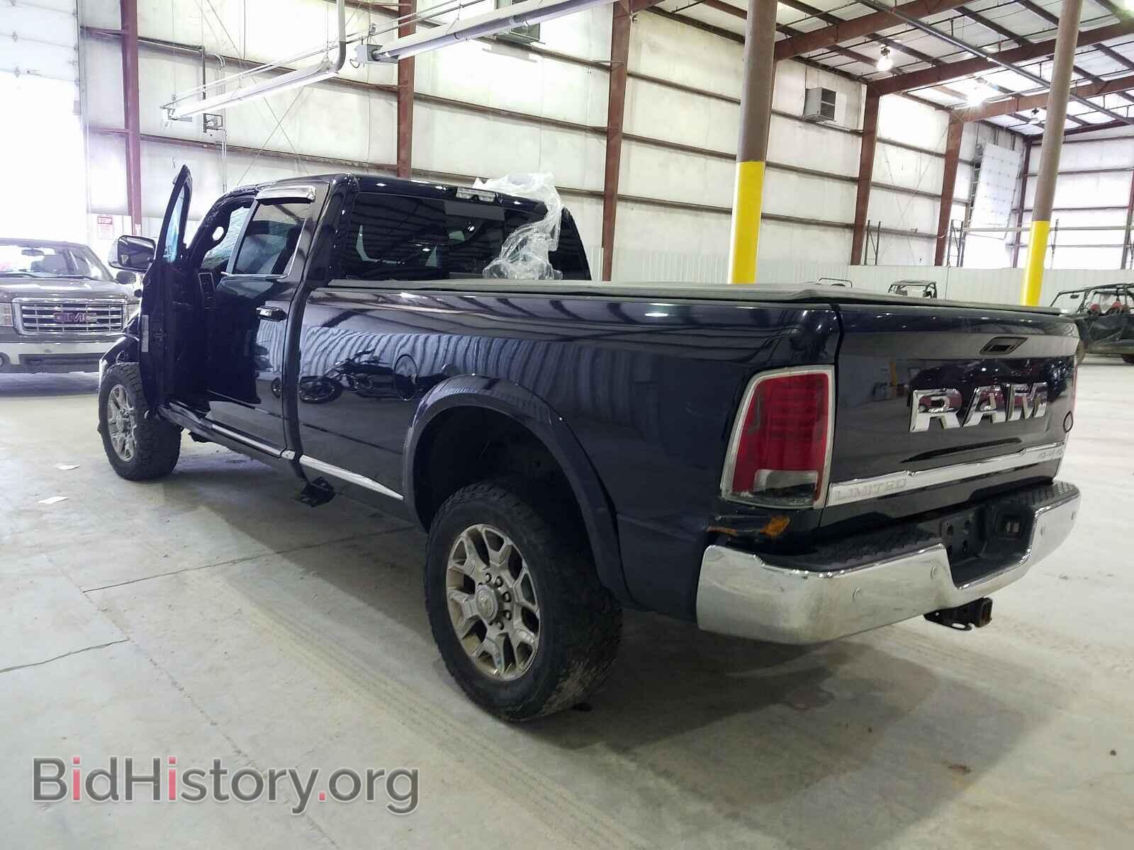 2017 RAM 3500 - VIN: 3C63R3KL7HG666900 - Photo 3