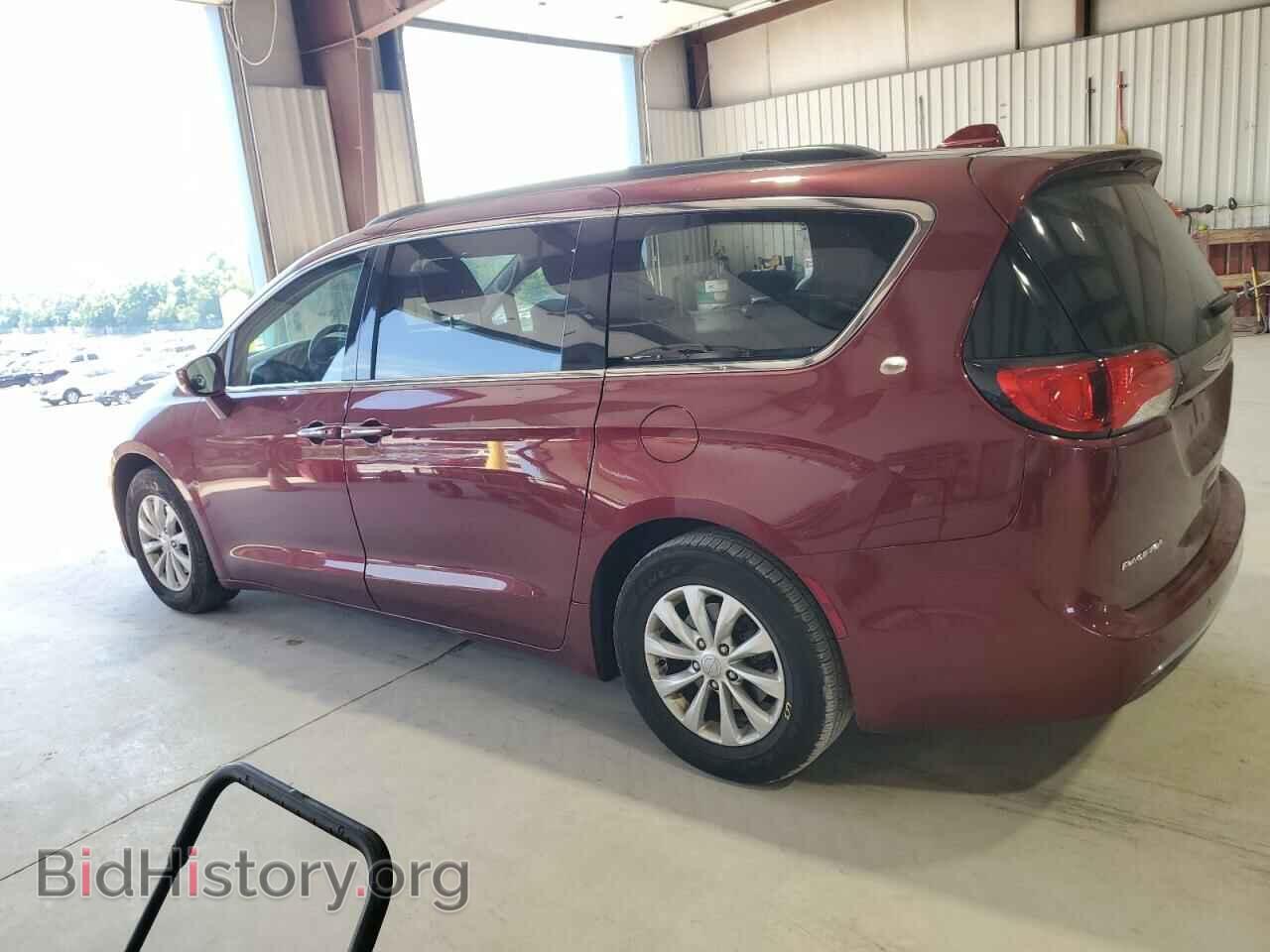 2018 CHRYSLER PACIFICA - VIN: 2C4RC1FG8JR113467 - Фото 2