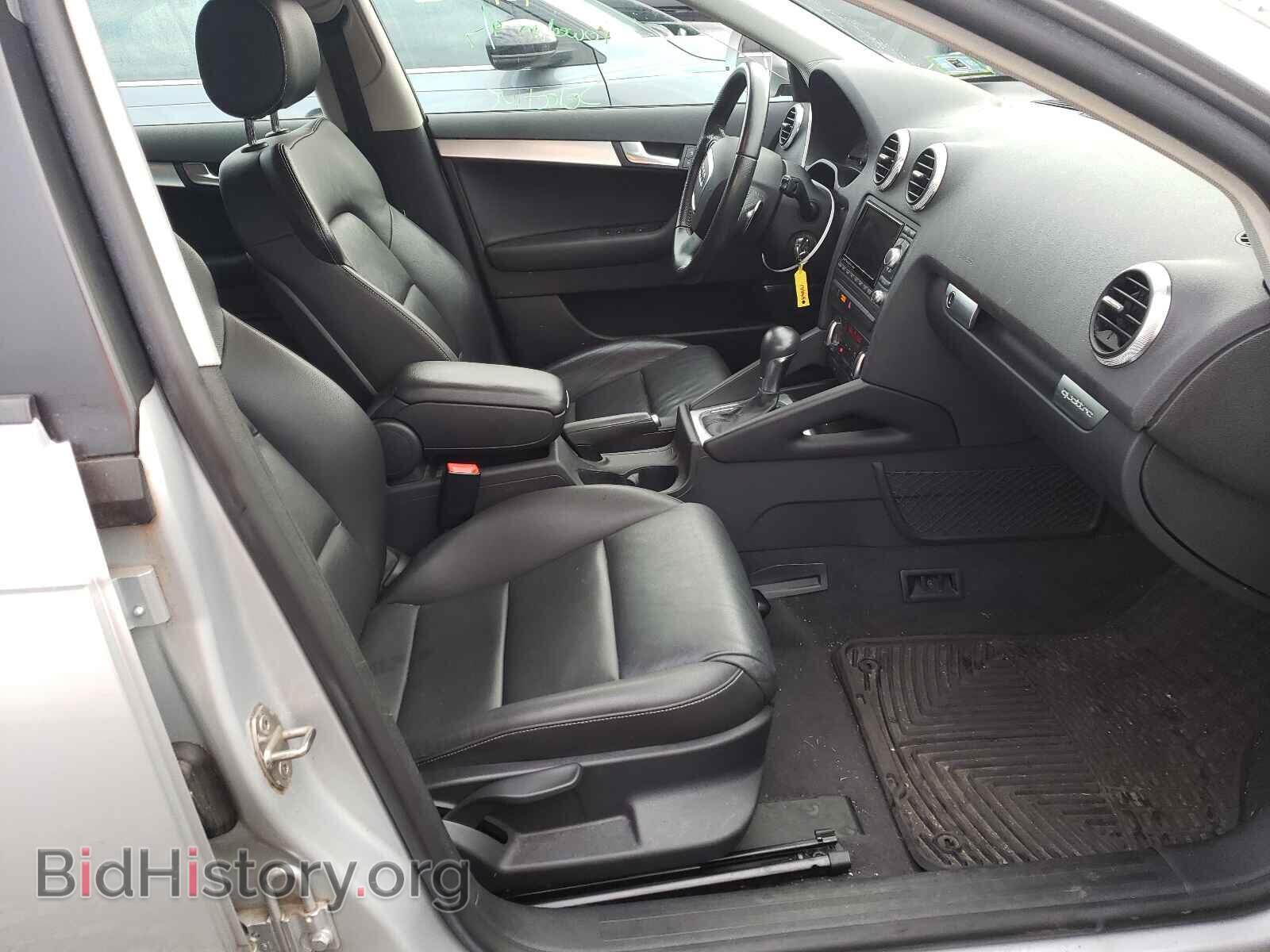 2010 AUDI A3 - VIN: WAUMFBFM1AA174206 - Фото 5