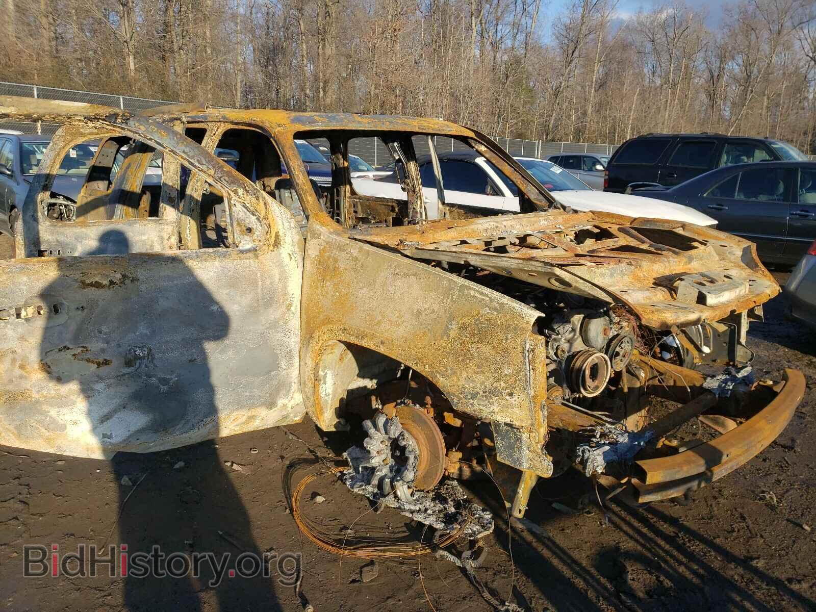 Photo 1GKS2EEF1BR307743 - GMC YUKON 2011