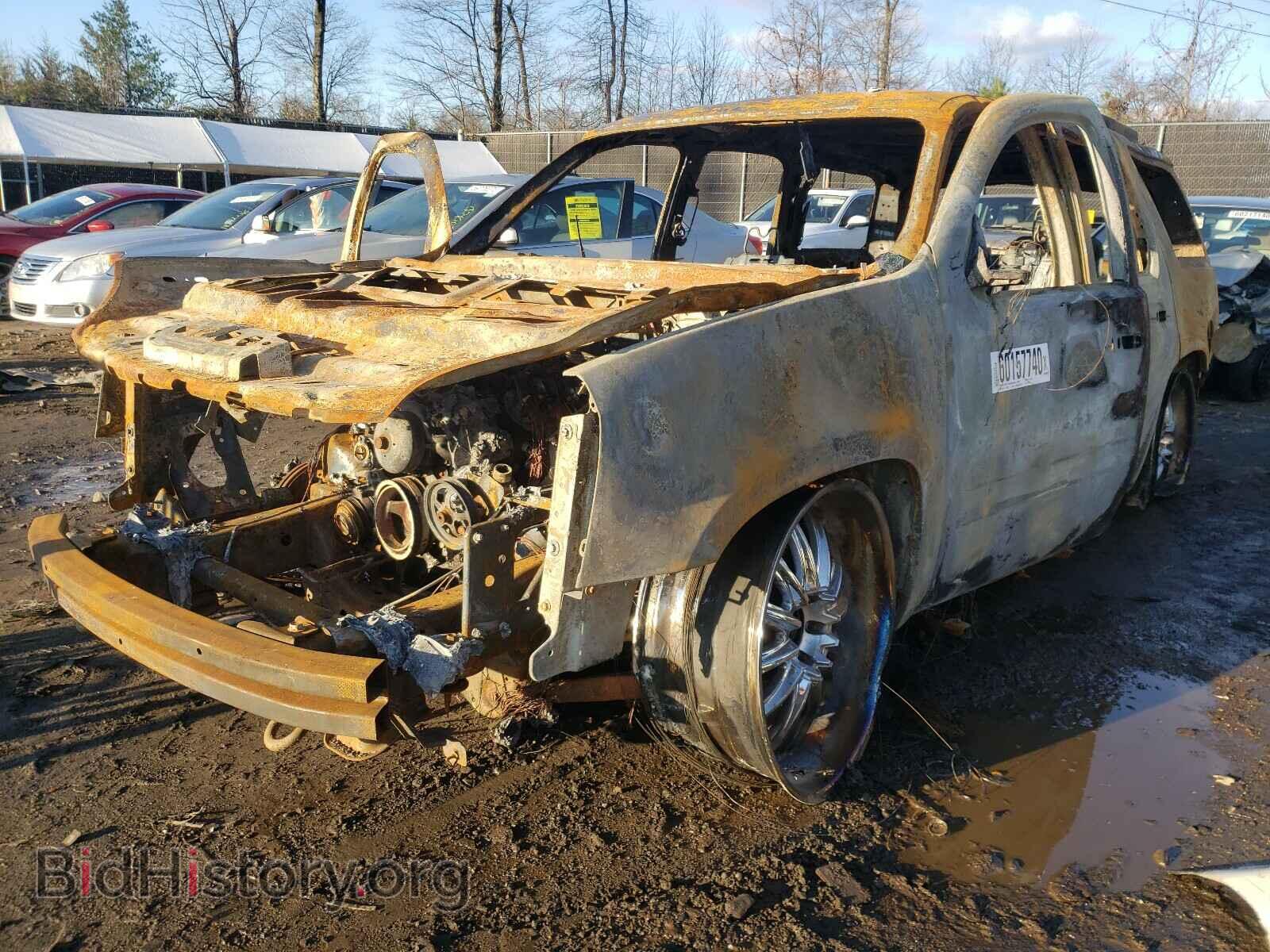 2011 GMC YUKON - VIN: 1GKS2EEF1BR307743 - Фото 2