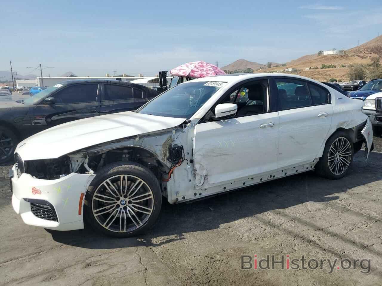 Photo WBAJA9C51JB250654 - BMW 5 SERIES 2018