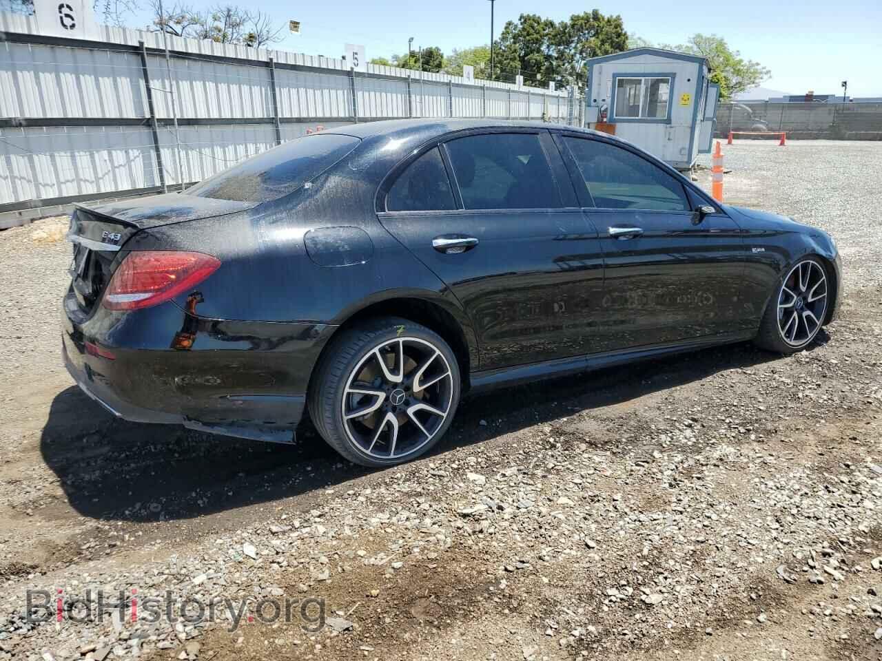 2018 MERCEDES-BENZ E-CLASS - VIN: WDDZF6EBXJA490337 - Фото 3