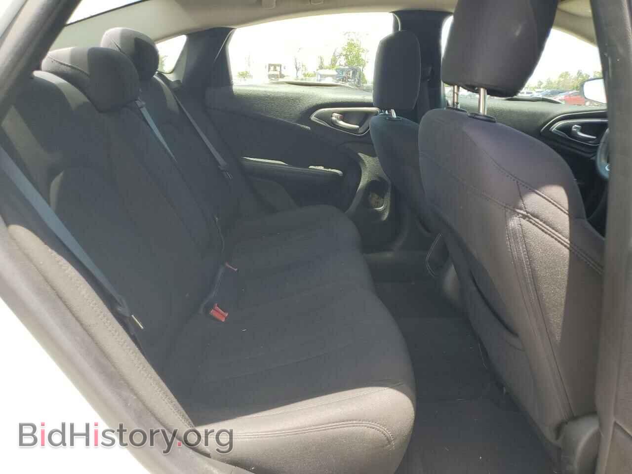 2015 CHRYSLER 200 - VIN: 1C3CCCABXFN586003 - Фото 10