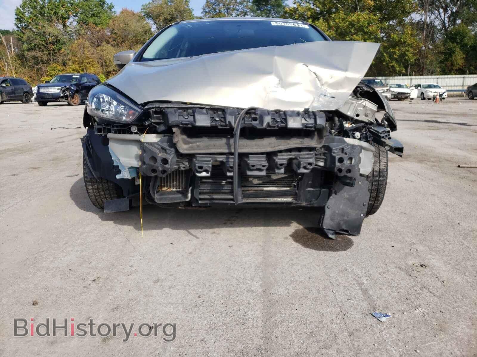 2016 FORD FOCUS - VIN: 1FADP3KE2GL215613 - Фото 9