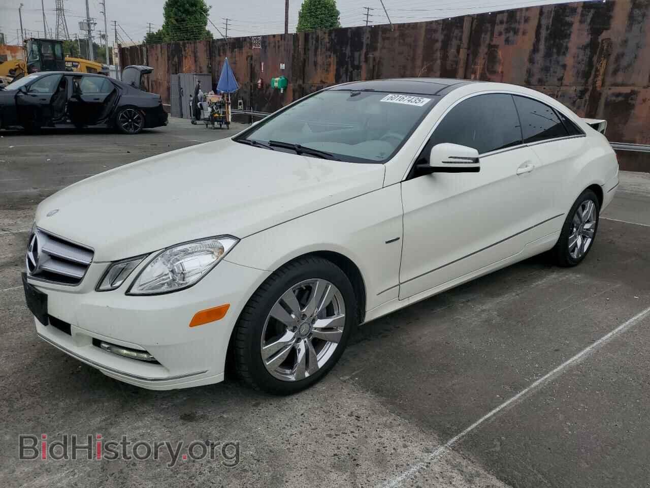 Photo WDDKJ5KB2CF163578 - MERCEDES-BENZ E-CLASS 2012
