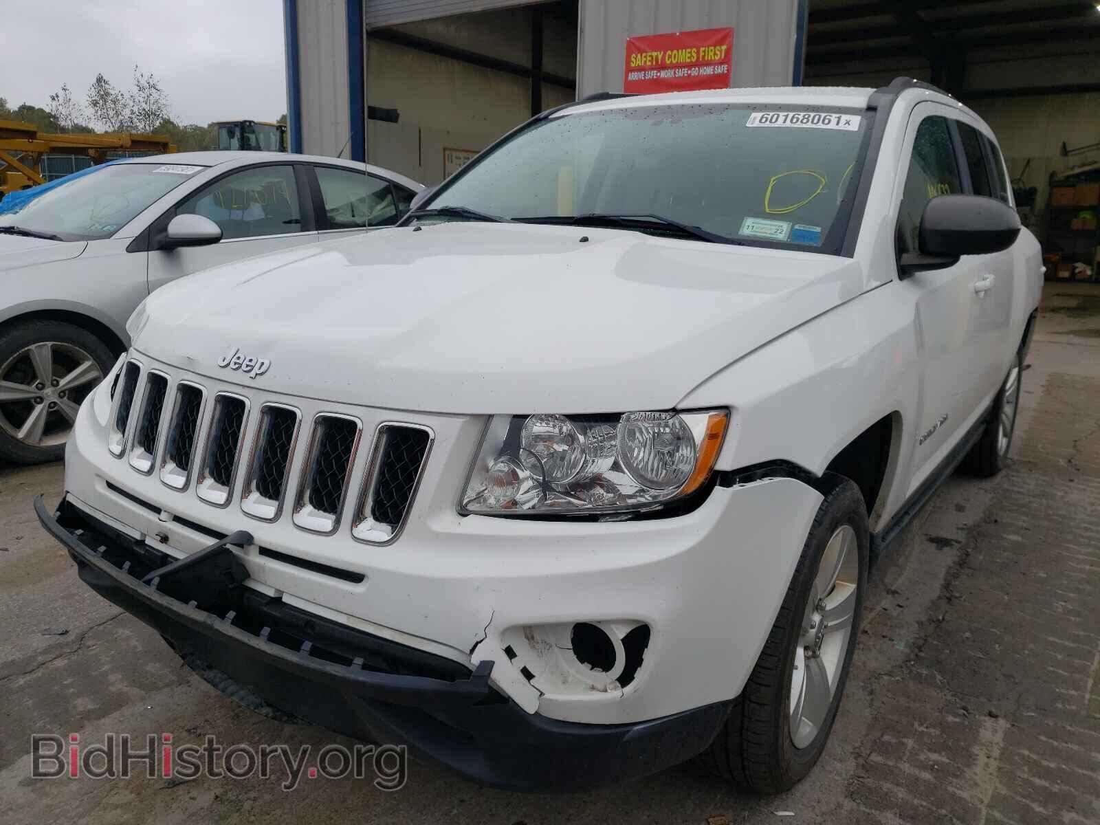 2011 JEEP COMPASS - VIN: 1J4NF1FBXBD193993 - Photo 2