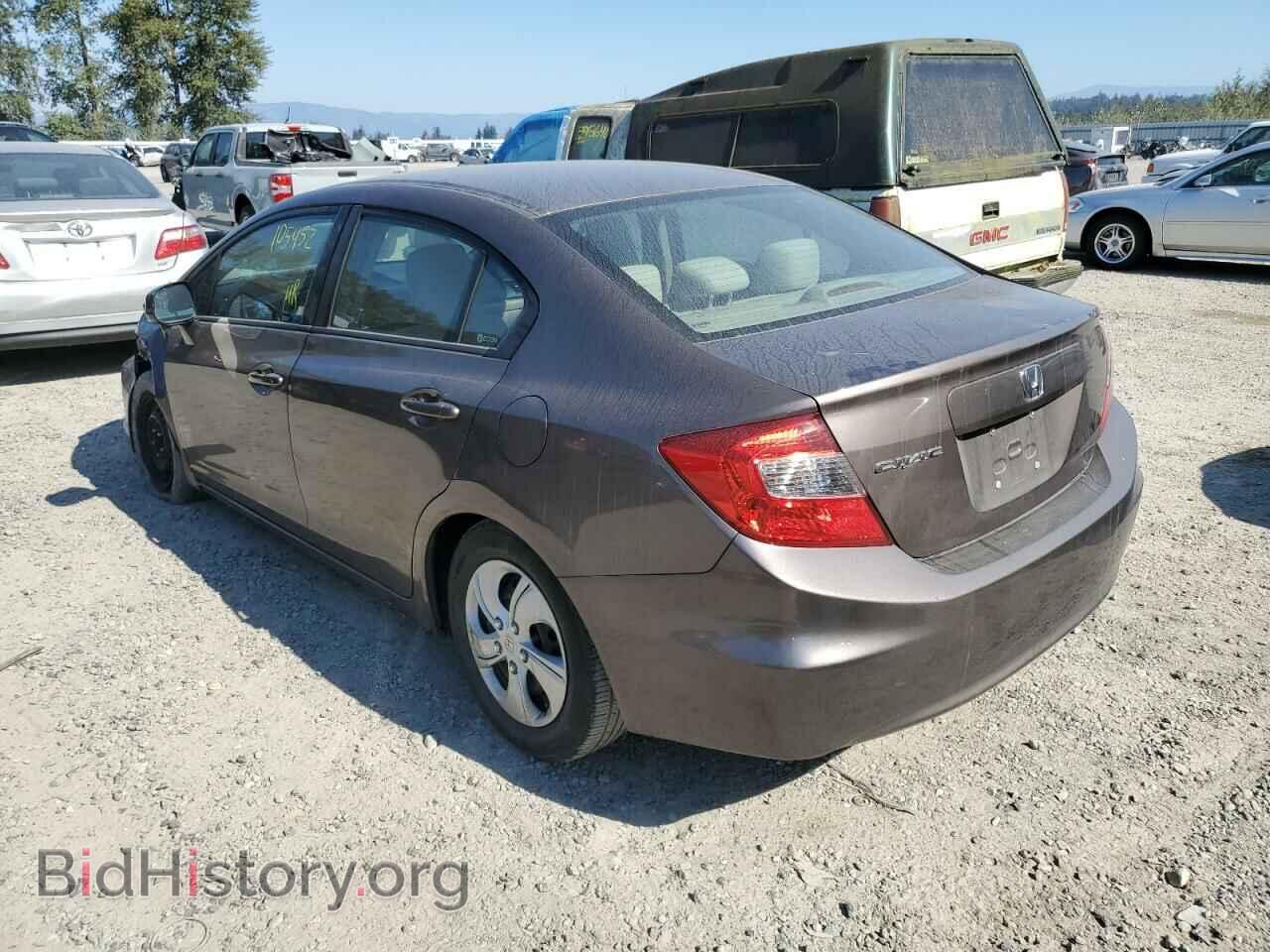 2012 HONDA CIVIC - VIN: 2HGFB2F52CH517305 - Фото 3