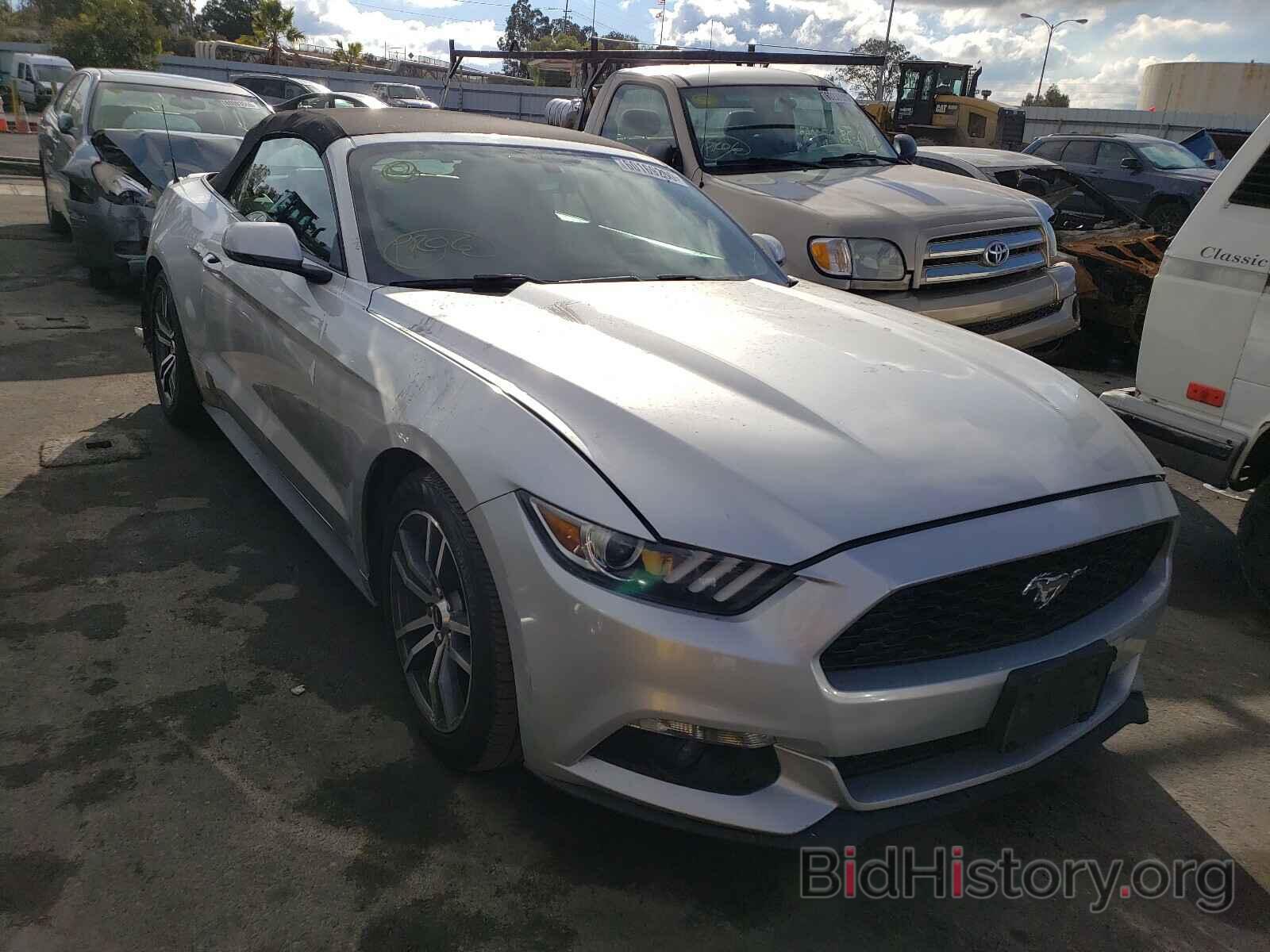 Photo 1FATP8UH7G5222366 - FORD MUSTANG 2016