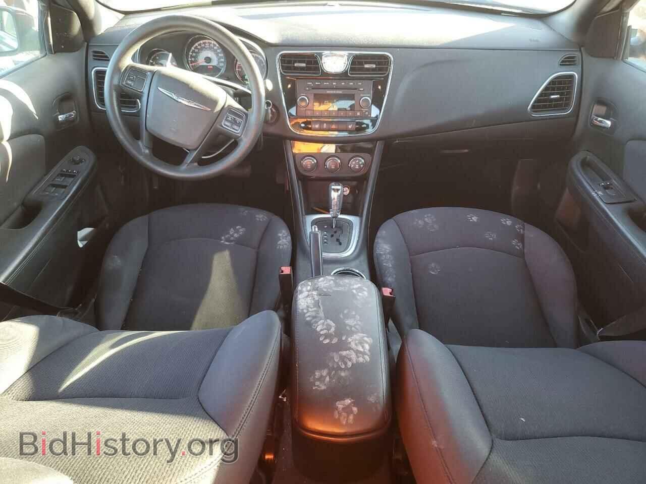 2012 CHRYSLER 200 - VIN: 1C3CCBAG9CN316469 - Фото 8