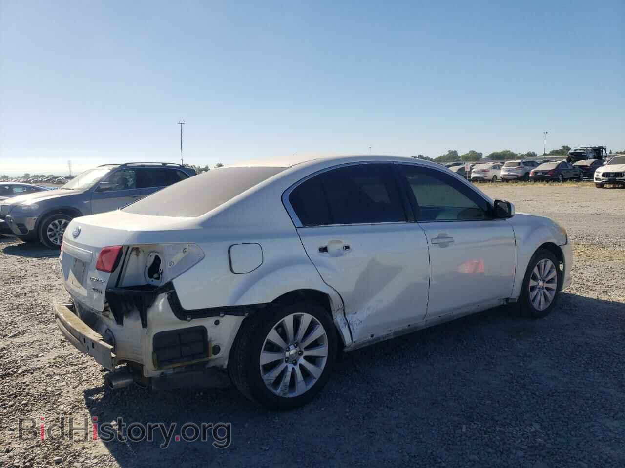 2010 SUBARU LEGACY - VIN: 4S3BMEA62A2211106 - Фото 3