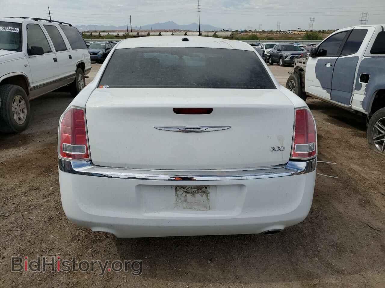 2012 CHRYSLER 300 - VIN: 2C3CCACG2CH263498 - Фото 6