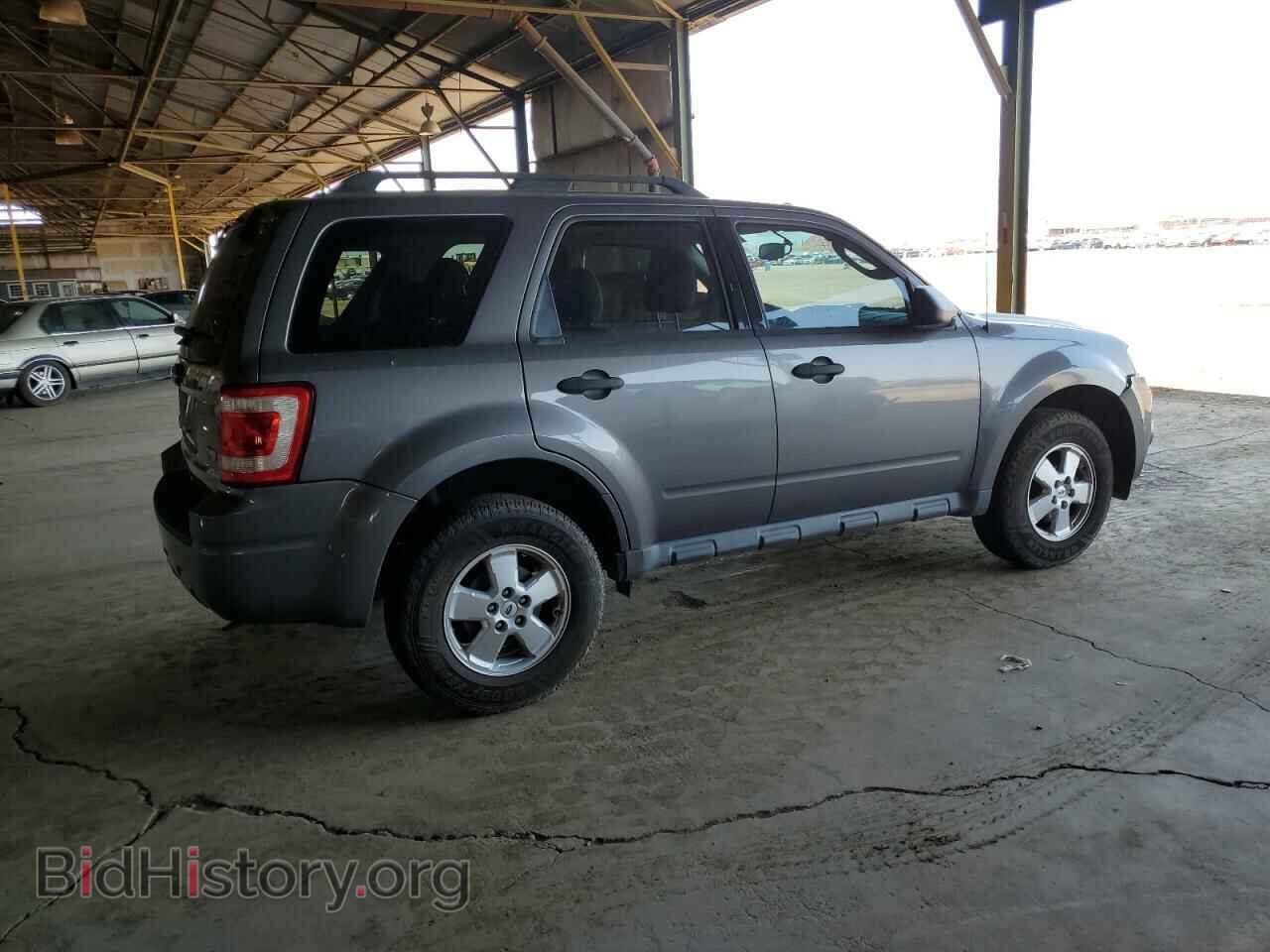 2011 FORD ESCAPE - VIN: 1FMCU9DG0BKC55196 - Фото 3