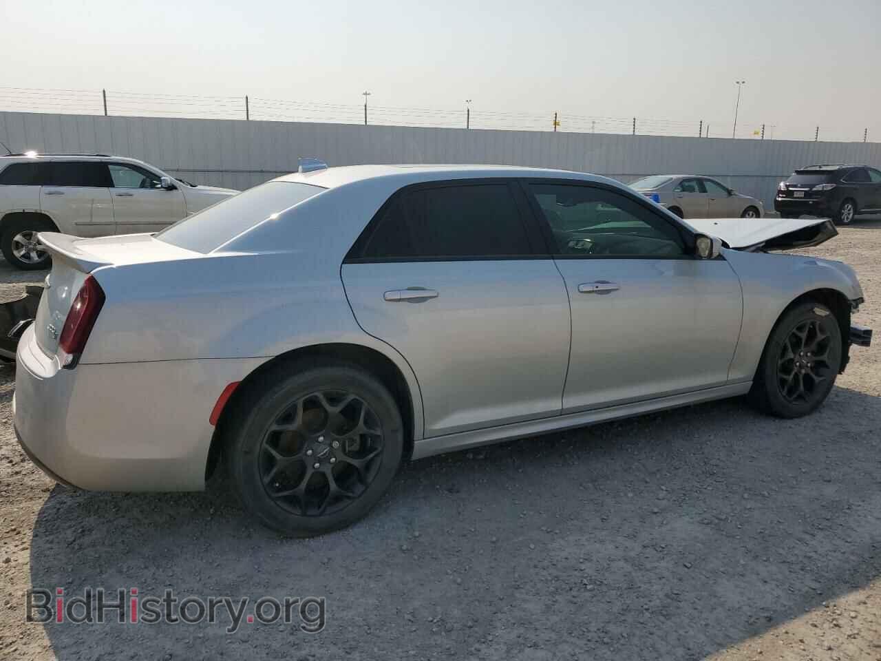 2019 CHRYSLER 300 - VIN: 2C3CCAGG5KH569376 - Фото 3