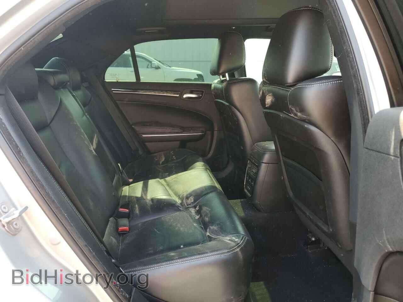 2019 CHRYSLER 300 - VIN: 2C3CCAGG5KH569376 - Фото 10