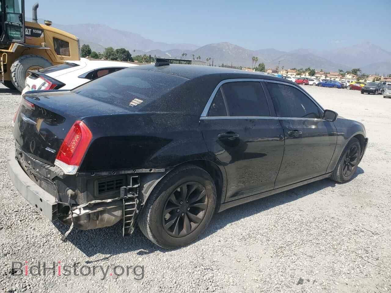 2015 CHRYSLER 300 - VIN: 2C3CCAAG9FH830605 - Фото 3