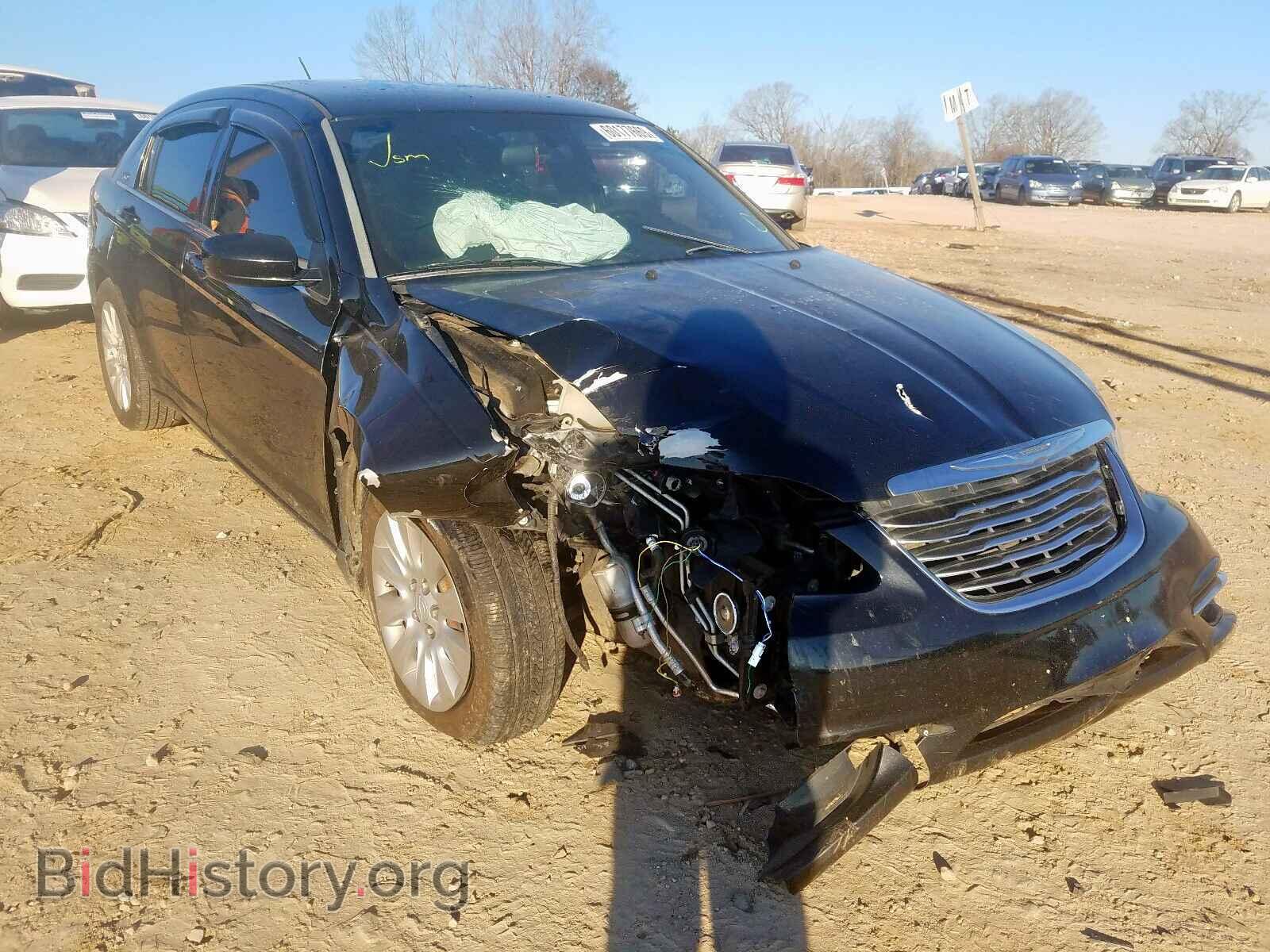 Photo 1C3BC4FB6BN542665 - CHRYSLER 200 2011