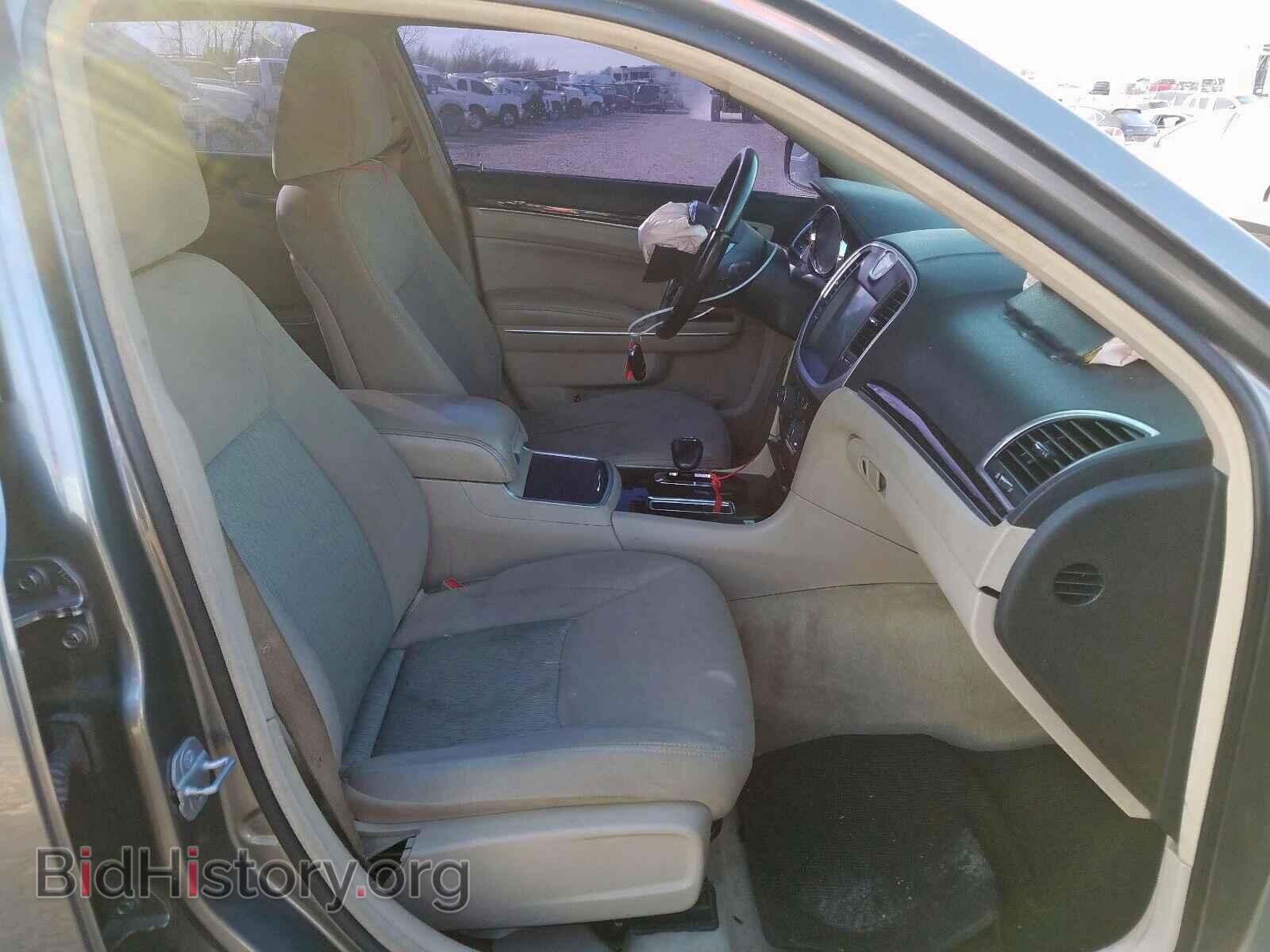 2012 CHRYSLER 300 - VIN: 2C3CCAAG8CH202692 - Фото 5