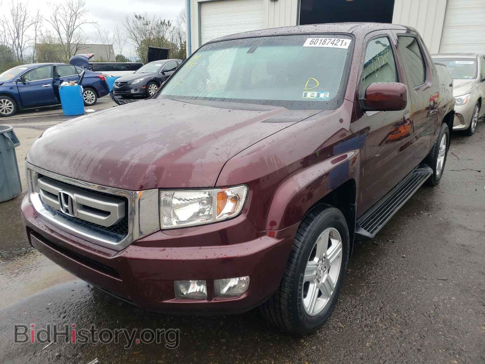 2011 HONDA RIDGELINE - VIN: 5FPYK1F55BB010363 - Фото 2