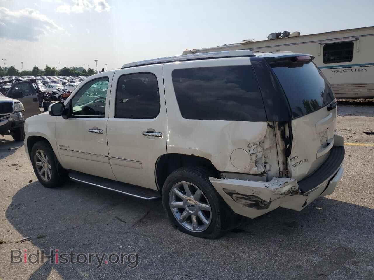 2011 GMC YUKON - VIN: 1GKS2EEF3BR326245 - Фото 2