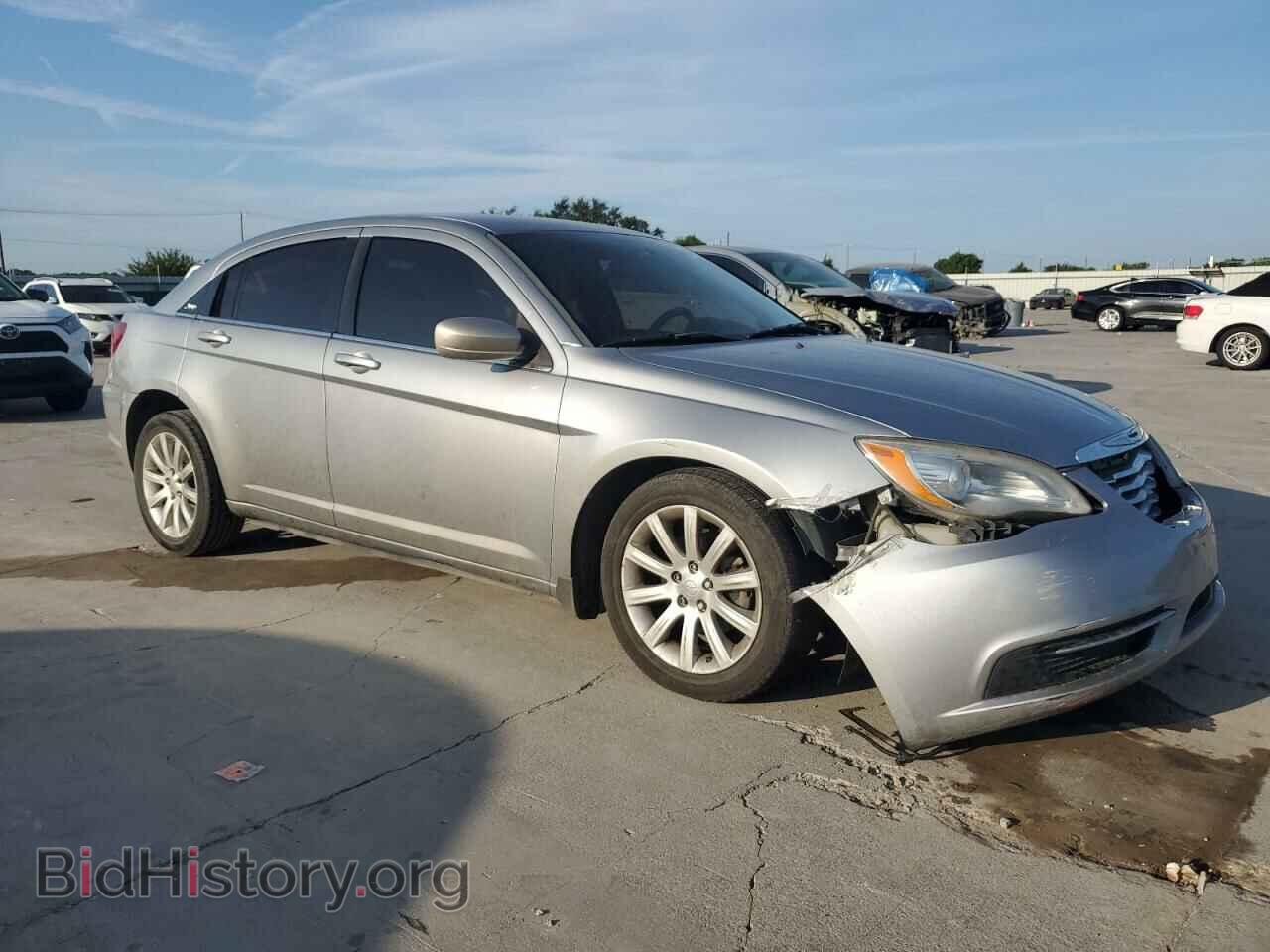 2014 CHRYSLER 200 - VIN: 1C3CCBBG7EN106003 - Фото 4