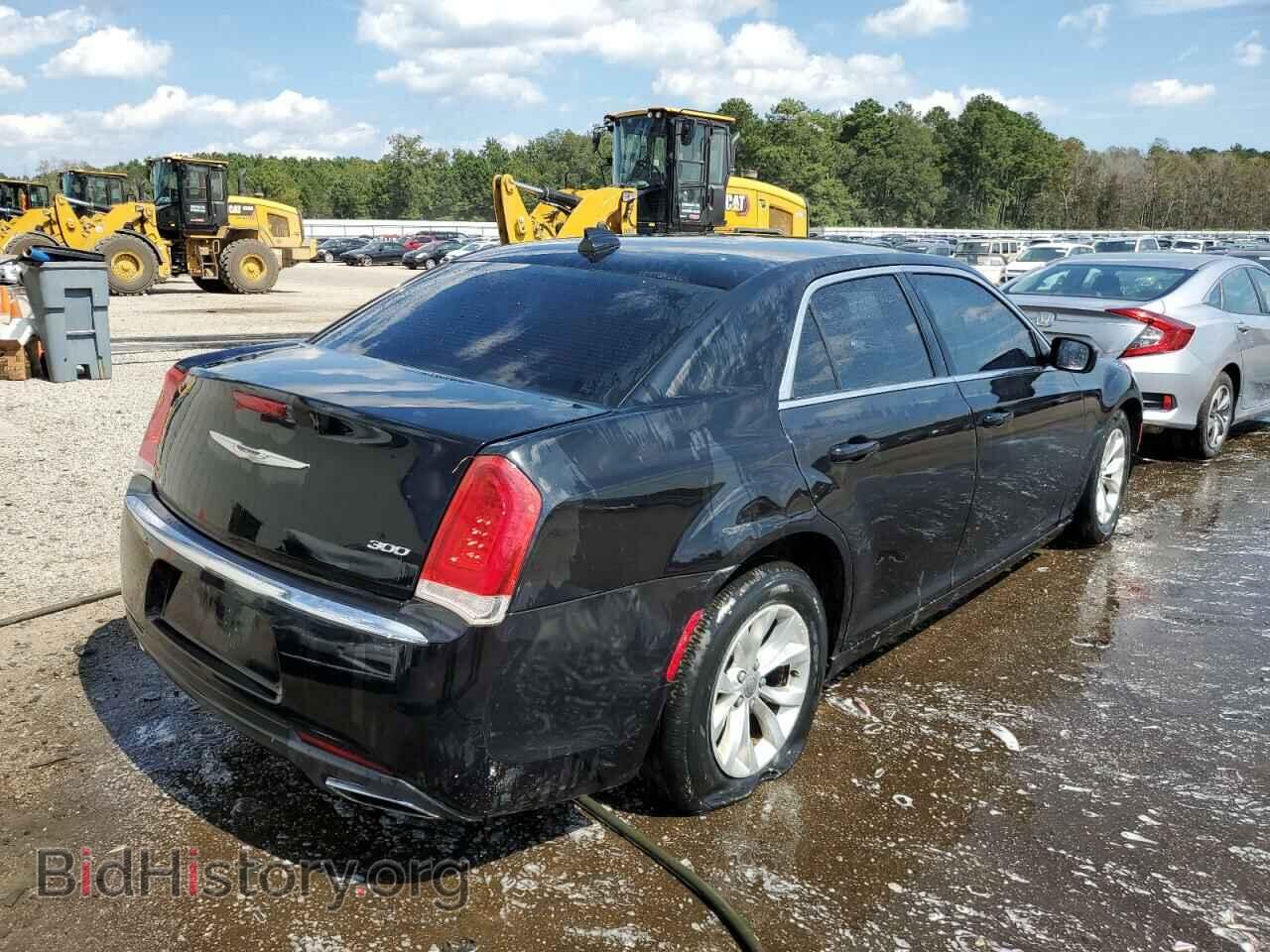2015 CHRYSLER 300 - VIN: 2C3CCAAG1FH766706 - Фото 9