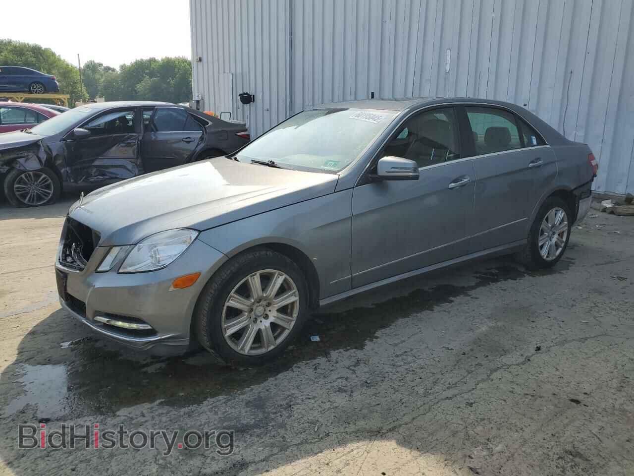 Photo WDDHF8JB1DA685406 - MERCEDES-BENZ E-CLASS 2013