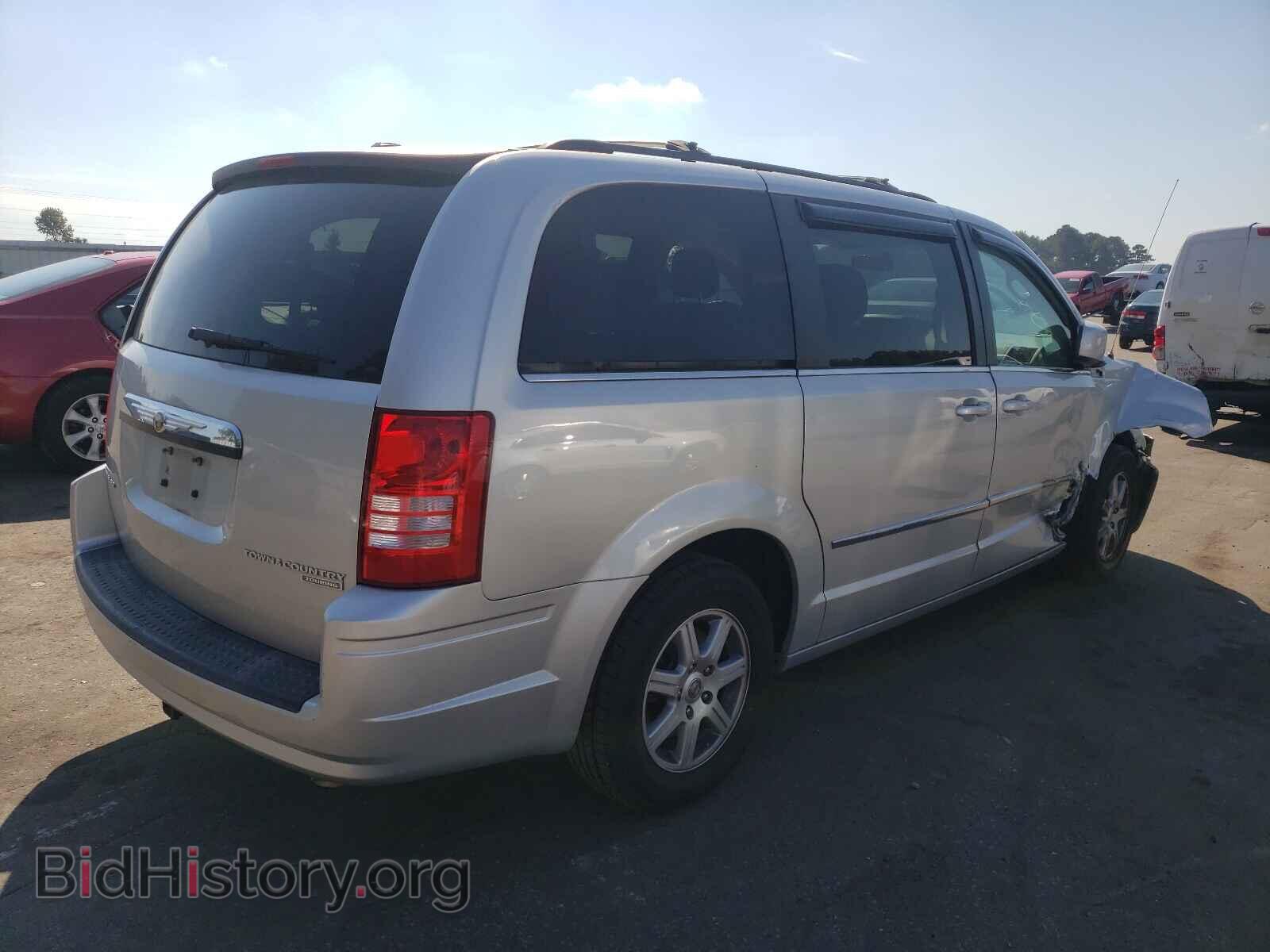 2010 CHRYSLER MINIVAN - VIN: 2A4RR5D14AR285610 - Photo 4