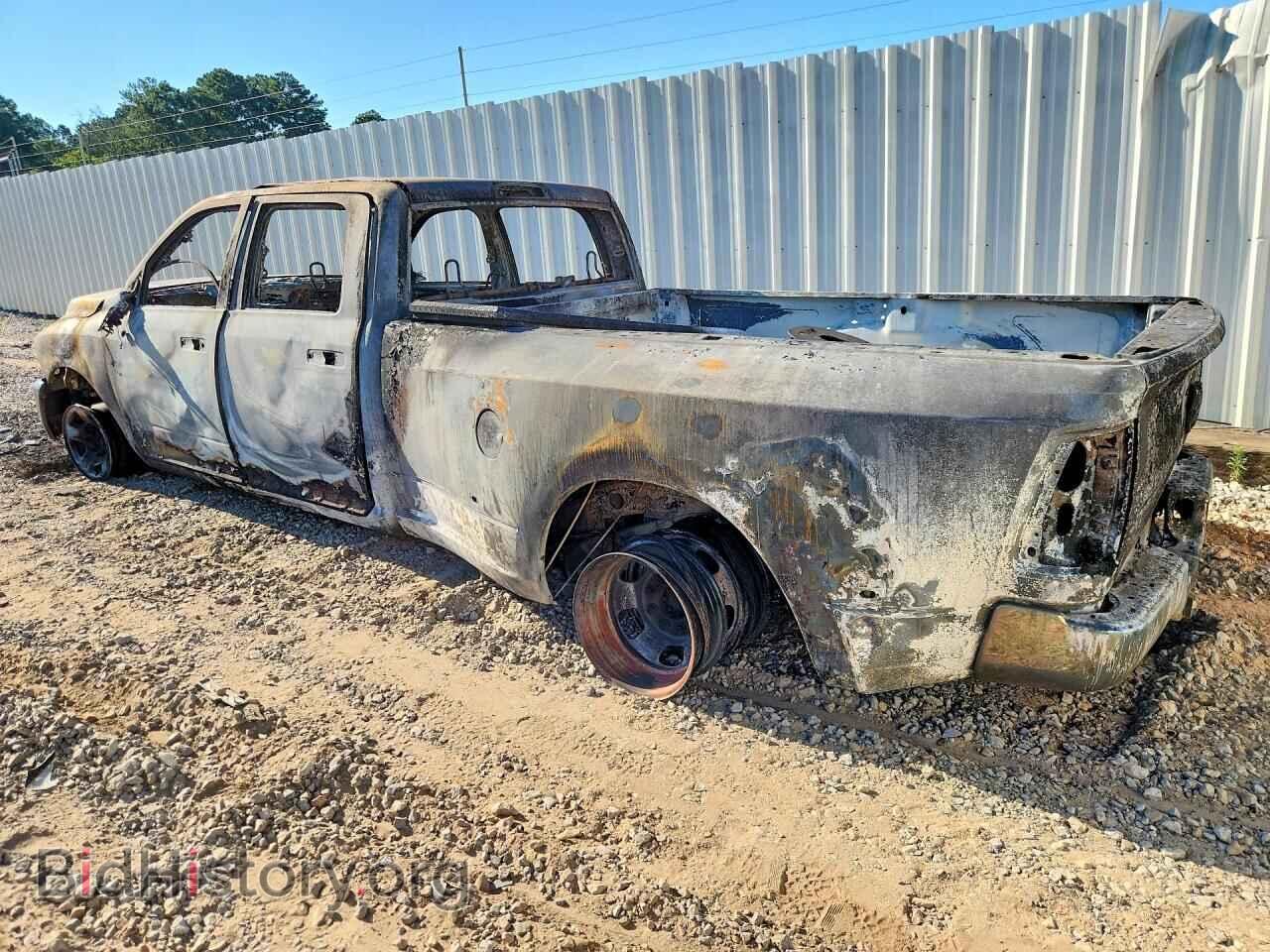 2014 RAM 2500 - VIN: 3C6TR4HT4EG327987 - Photo 2