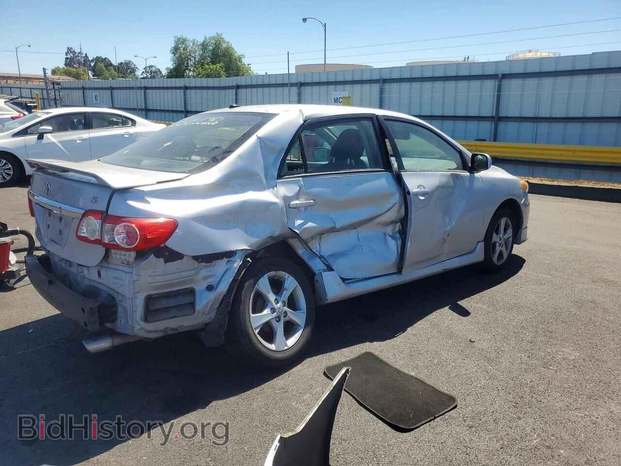 2011 TOYOTA COROLLA - VIN: 2T1BU4EE2BC590199 - Фото 3