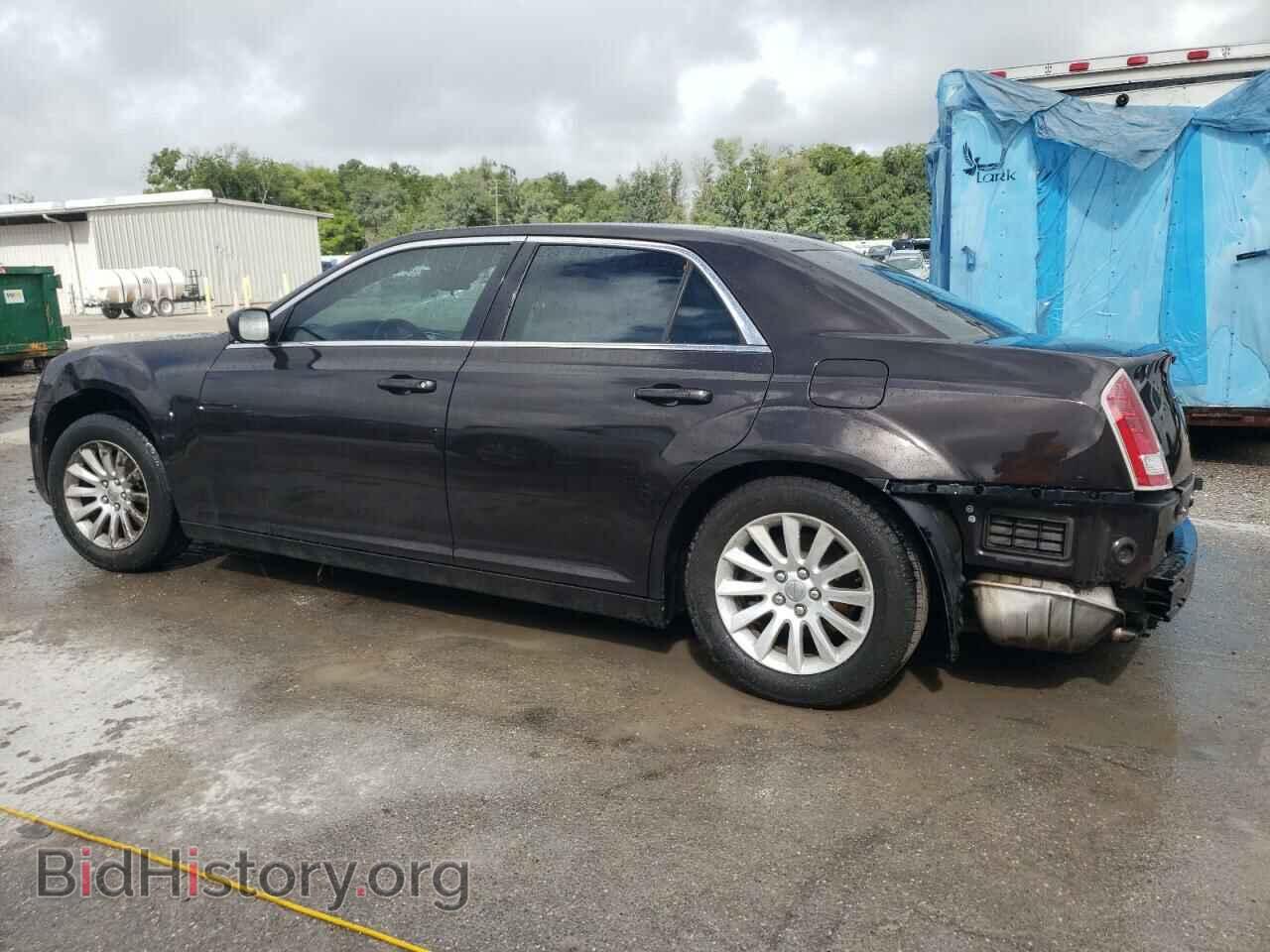 2013 CHRYSLER 300 - VIN: 2C3CCAAG4DH565797 - Фото 2