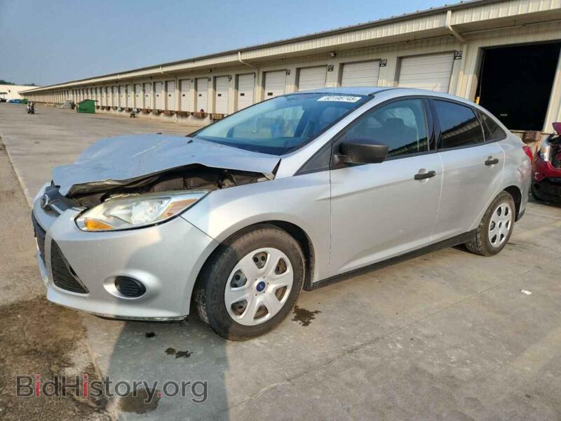 2012 Ford FOCUS S (VIN 1FAHP3E29CL447641) — photo 1 of 14, Copart, damage: front end