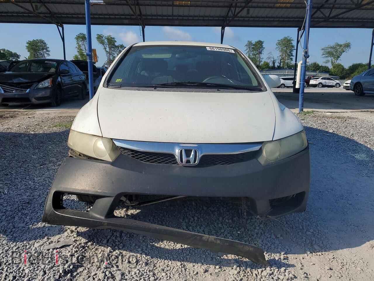 2010 HONDA CIVIC - VIN: 19XFA1F35AE084775 - Фото 5