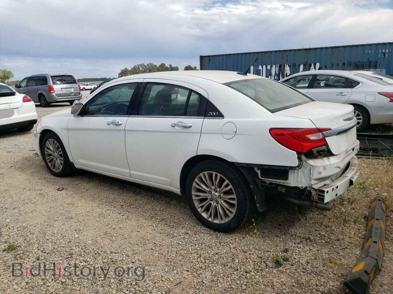 2012 CHRYSLER 200 - VIN: 1C3CCBCG5CN264075 - Фото 2