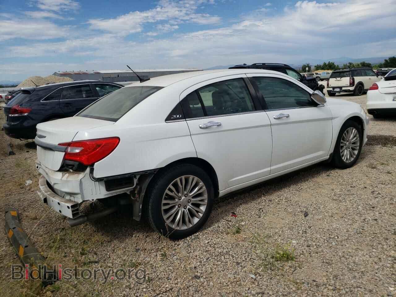 2012 CHRYSLER 200 - VIN: 1C3CCBCG5CN264075 - Фото 3