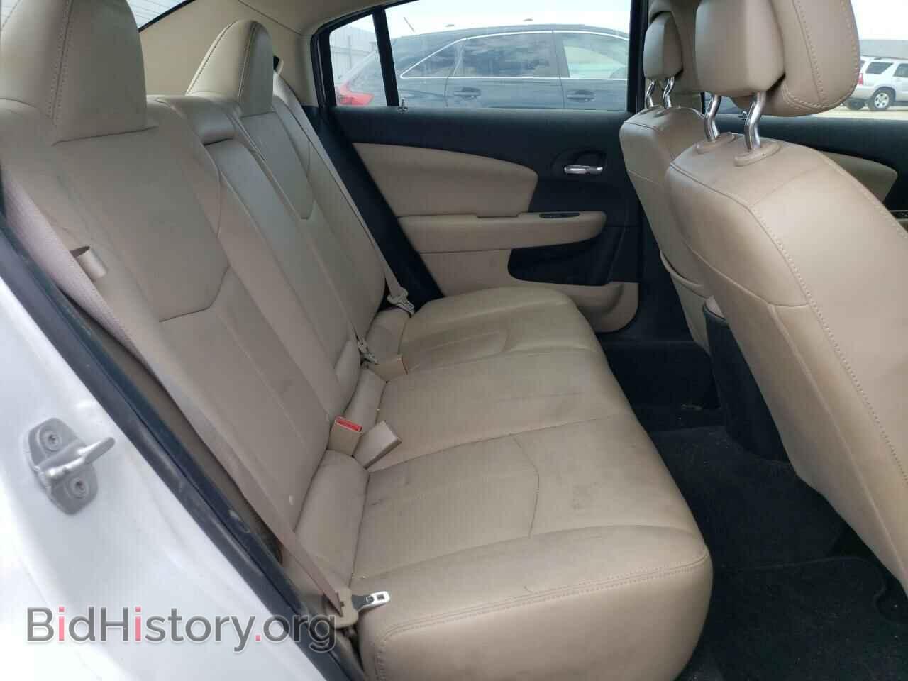 2012 CHRYSLER 200 - VIN: 1C3CCBCG5CN264075 - Фото 10
