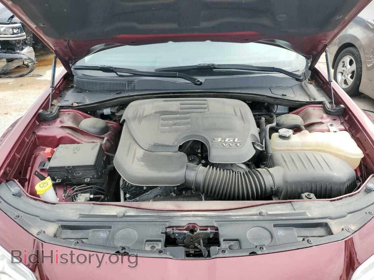 2019 CHRYSLER 300 - VIN: 2C3CCAAGXKH593519 - Фото 11